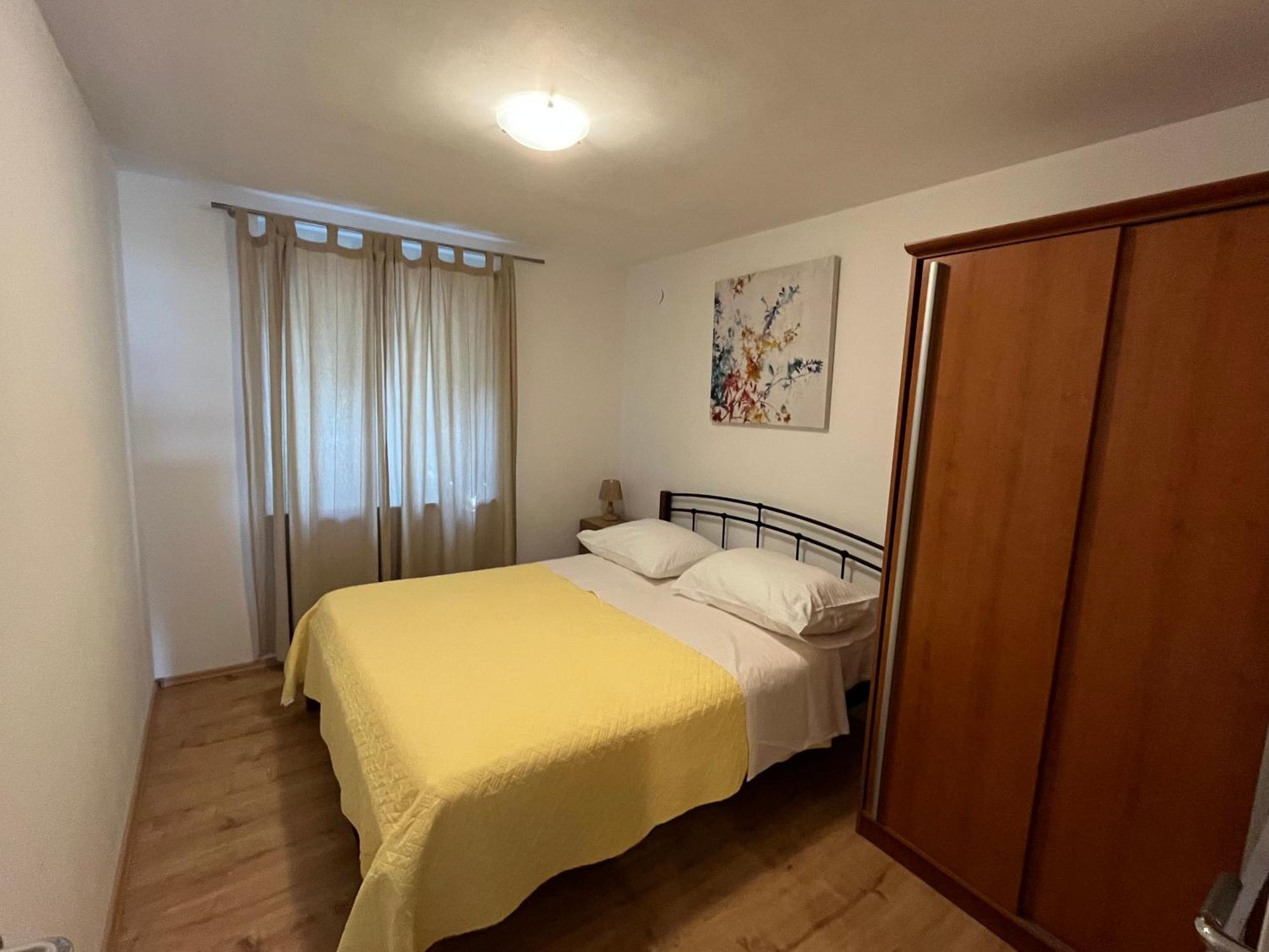 Apartments Amore Baska  Bagian luar foto