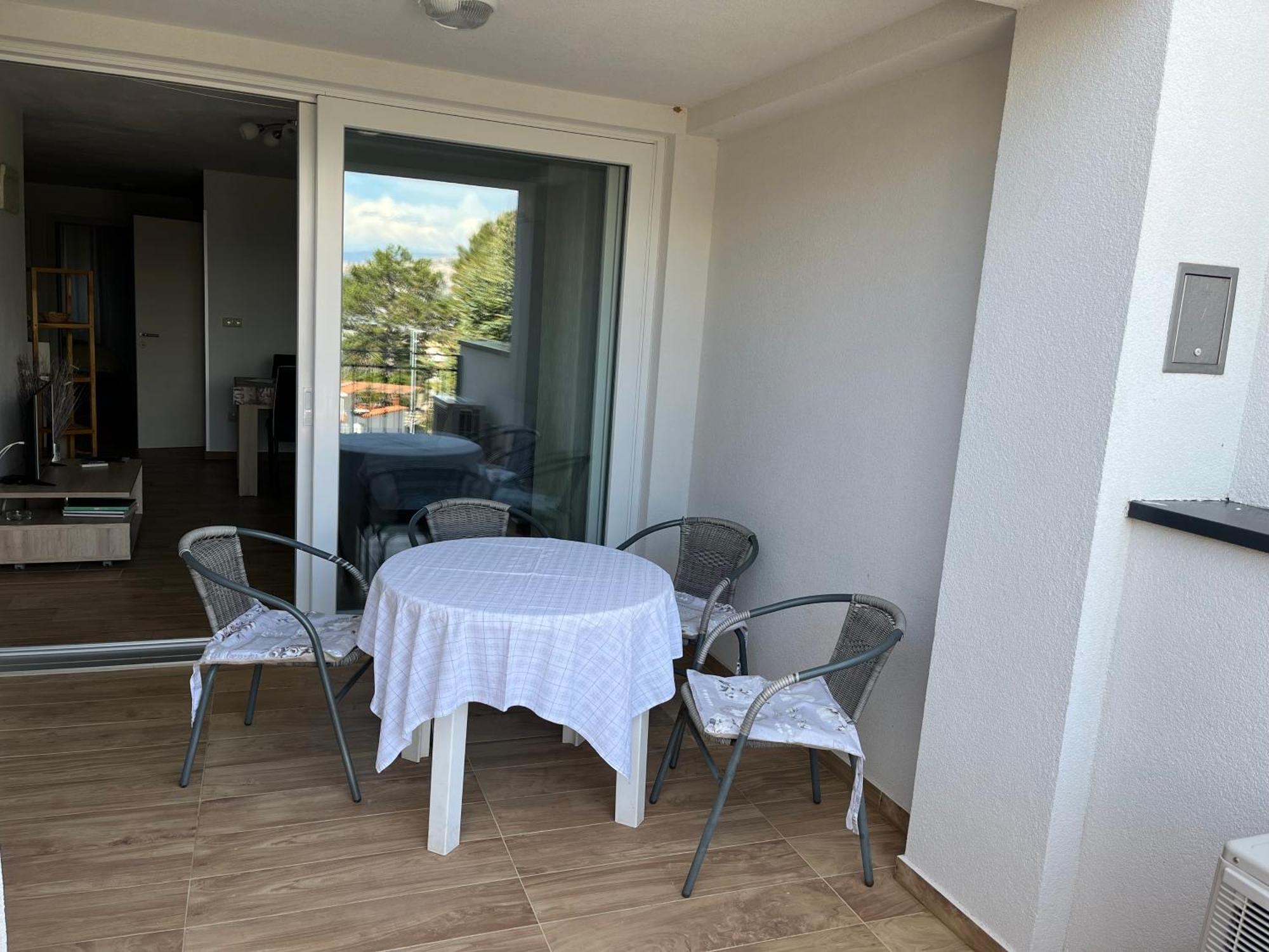 Apartments Amore Baska  Bagian luar foto