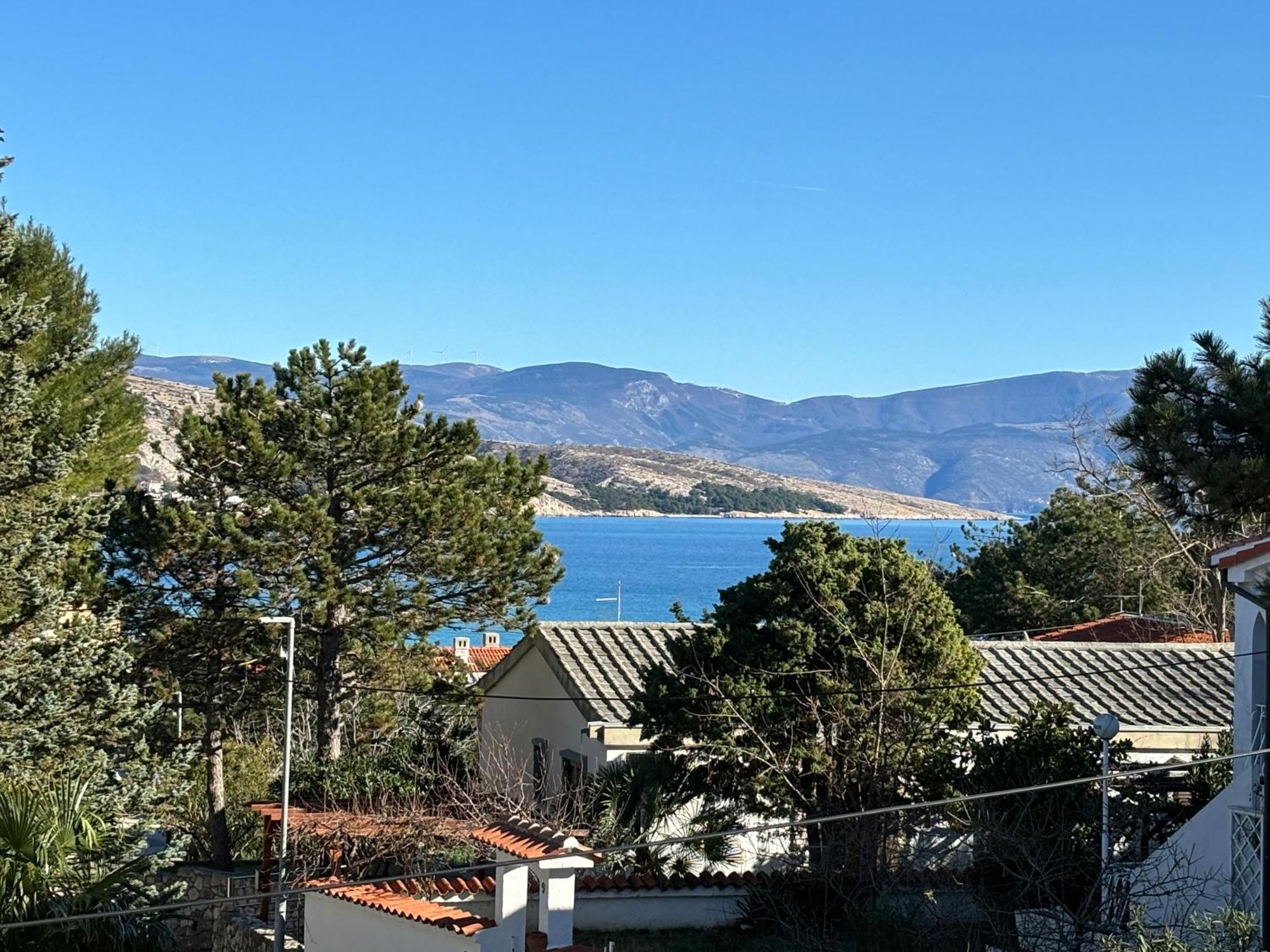 Apartments Amore Baska  Bagian luar foto
