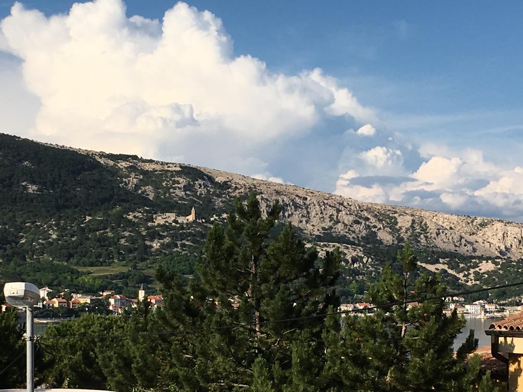 Apartments Amore Baska  Bagian luar foto