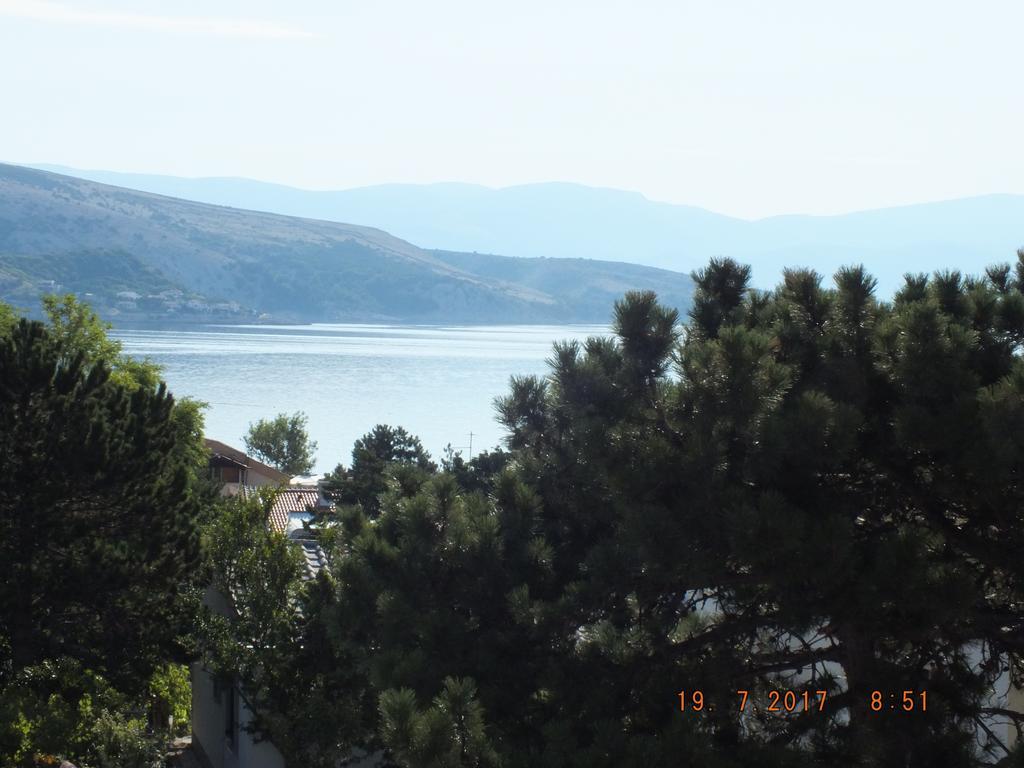 Apartments Amore Baska  Bagian luar foto