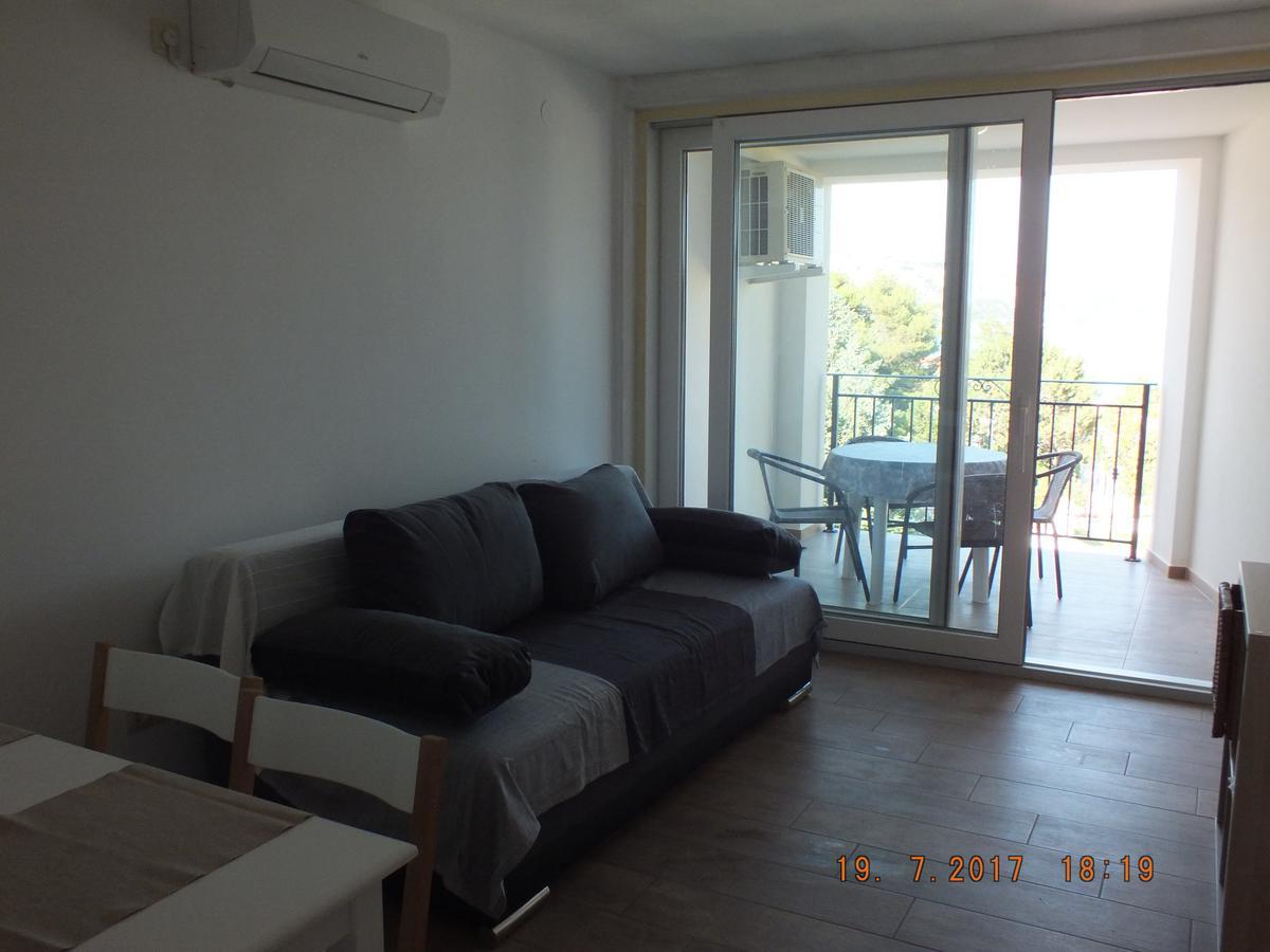 Apartments Amore Baska  Bagian luar foto