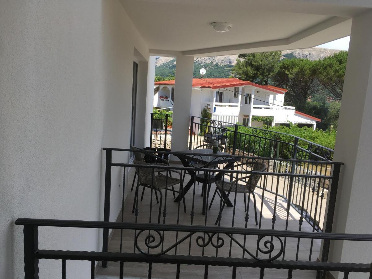 Apartments Amore Baska  Bagian luar foto